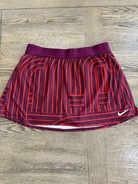 New- Nike DRI-FIT Court Habanero Red & Plum Striped Athletic Tennis Mini Skirt